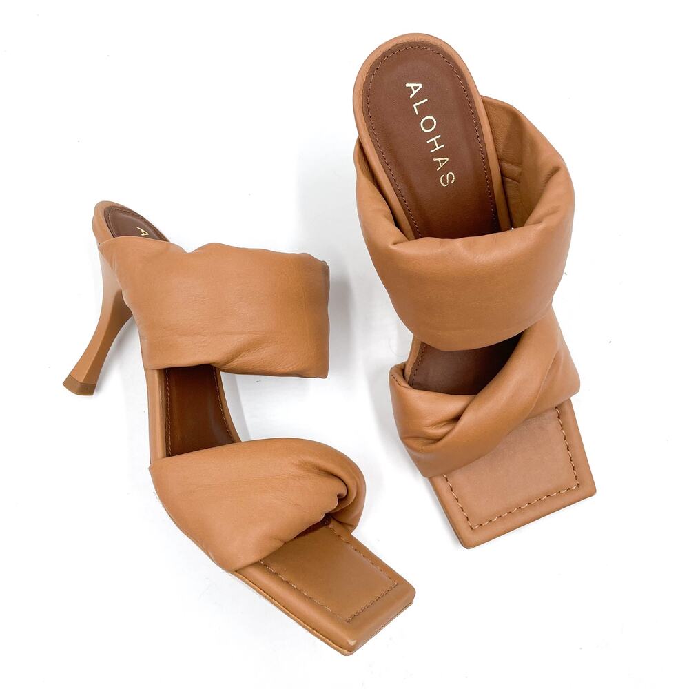 Alohas Puffy Twist Strap Sandals Camel Vegan Leather Square Toe Heels Sz 36 / 6‎